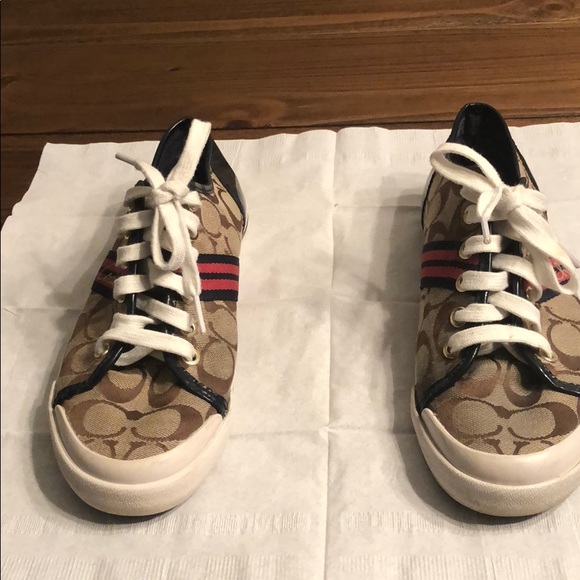 Shoes - Picture 1 of 5